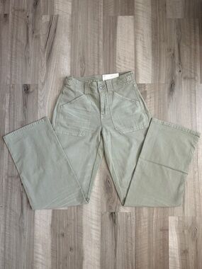 NWT American Eagle Khaki Green Cargo Pants